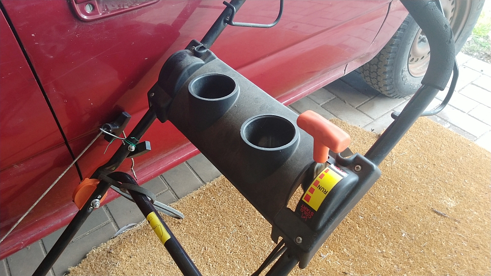 Drinks Holdser